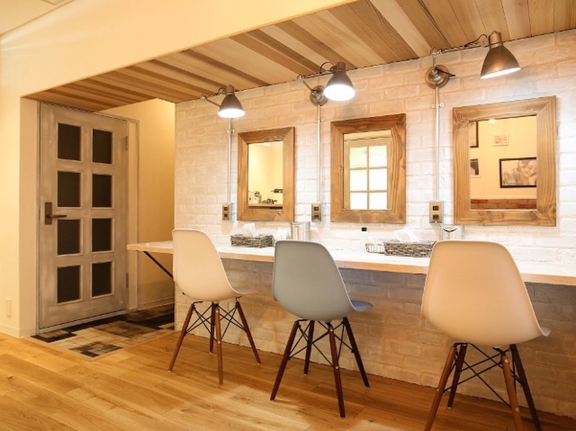 sia.大阪梅田茶屋町店