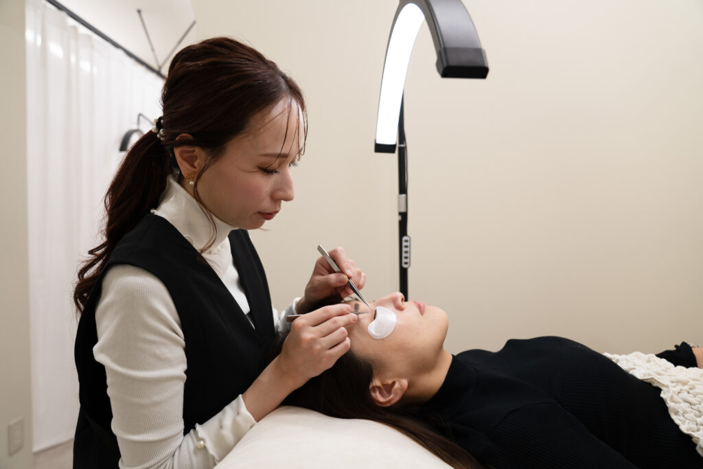 まつげの悩みを理想も